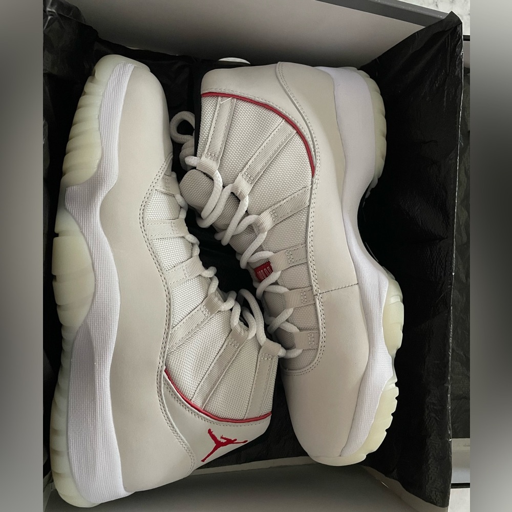 Air Jordan 11 Retro
